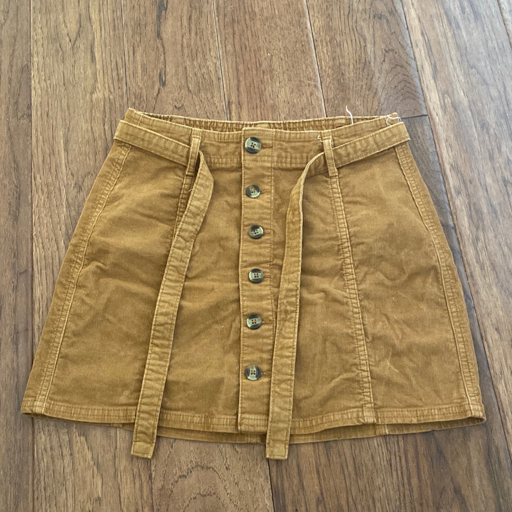American Eagle Mustard Yellow Button down skirt